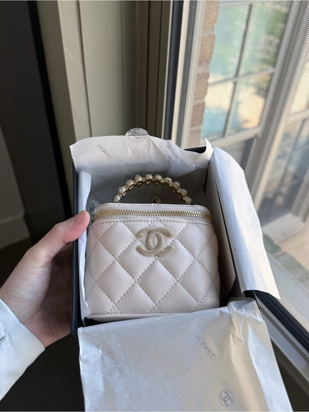 Chanel Beauty Quilted Enamel Mini Vanity Case Chain Bag GWP